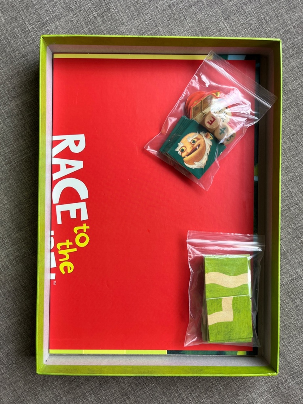 2 Peaceable Kingdom Cooperative Board Games Gnomes at Night & Race to Treasure - Picture 7 of 16